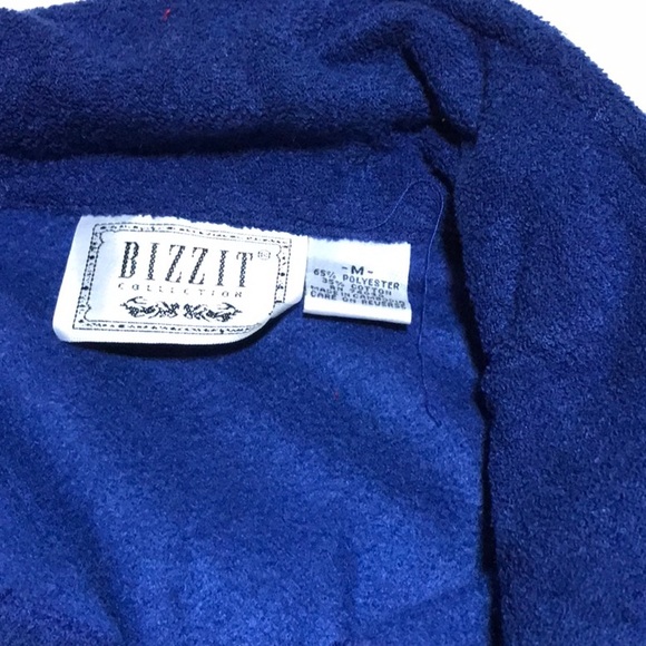 - Vintage Bizzit fleece button up front pocket. - Picture 6 of 11